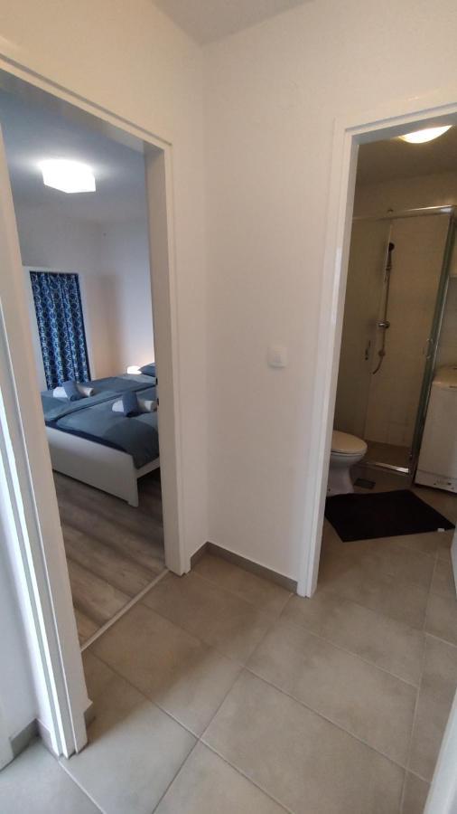 Apartment By The Sea- Santa Marina Raša المظهر الخارجي الصورة
